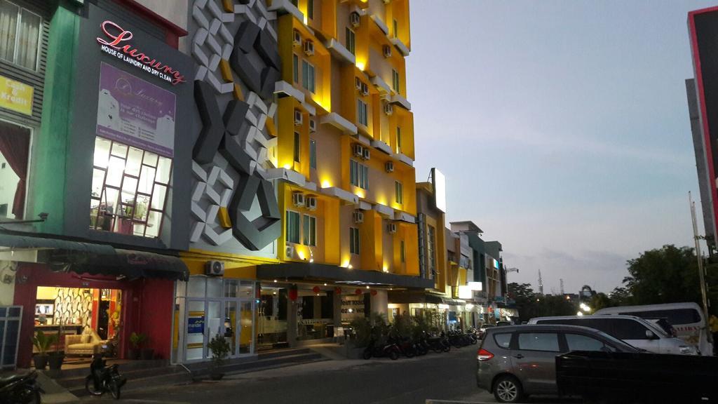 Kaliban Hotel Batam מראה חיצוני תמונה