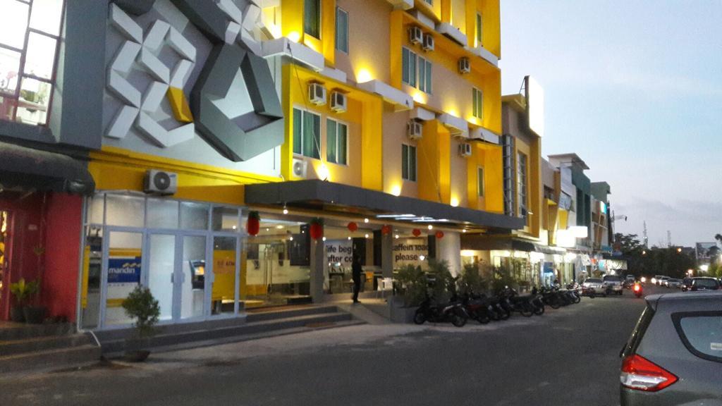 Kaliban Hotel Batam מראה חיצוני תמונה